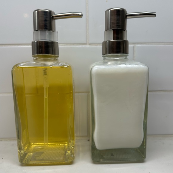 Sur La Table Lemon Basil Hand Soap and Lotion Set - Picture 6 of 12